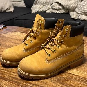 TIMBERLANDS GENTLY USED